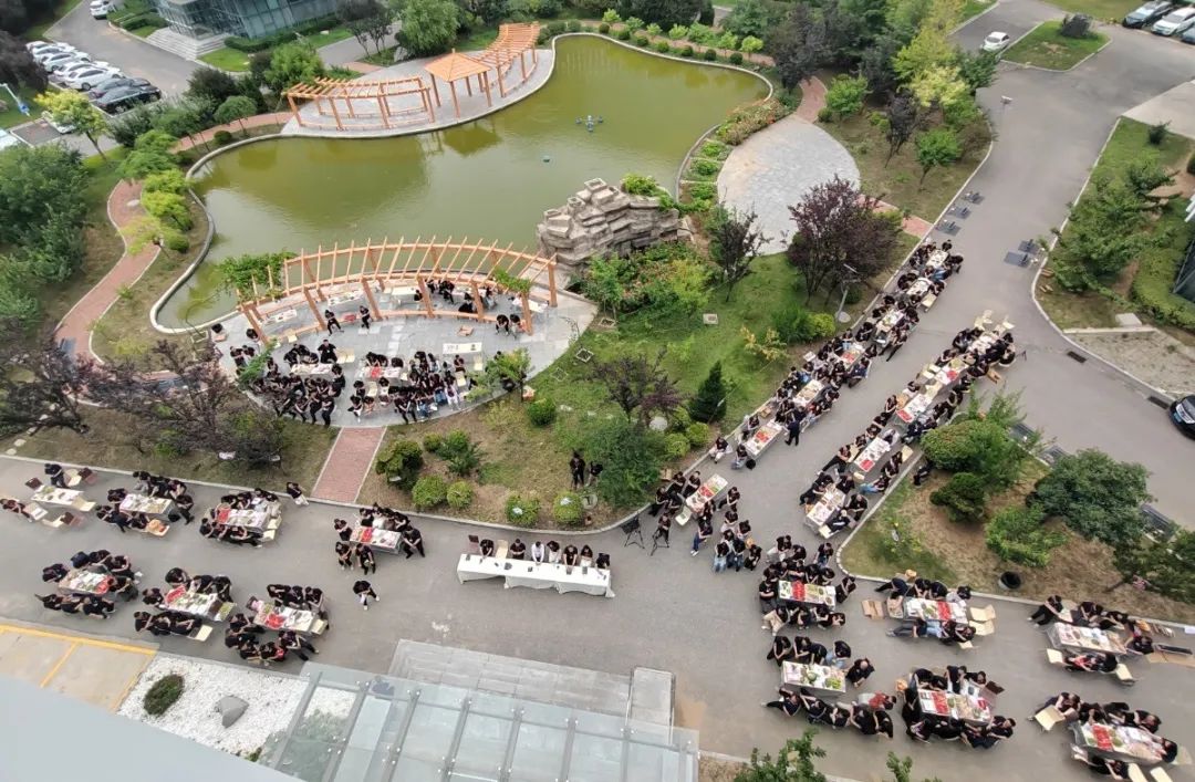 聚焦聚力 行穩(wěn)行遠(yuǎn) | 捷瑞數(shù)字2025年半年度總結(jié)大會暨企業(yè)文化分享交流會隆重舉行